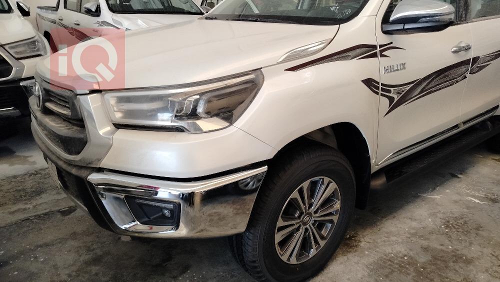 تويوتا هايلوكس